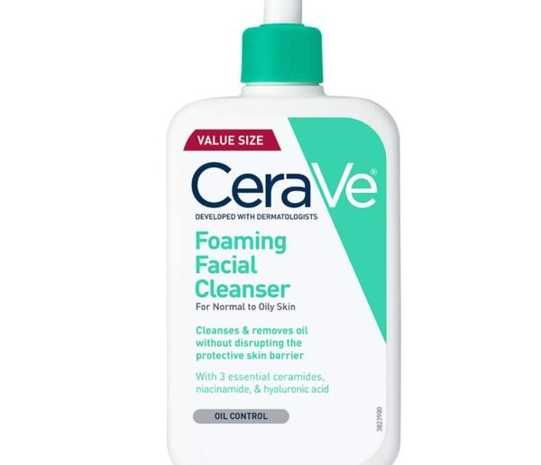 CeraVe Foaming Facial Cleanser (8oz / 236ml), USA8oz