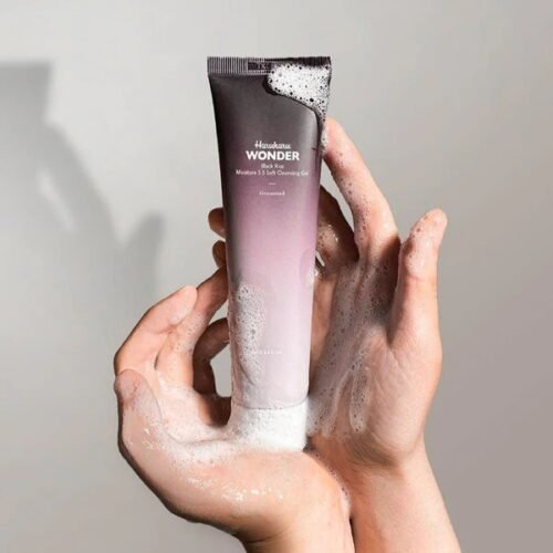 HaruHaru Wonder Black Rice Moisture 5.5 Soft Cleansing Gel – 100ml