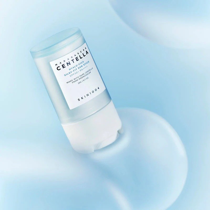 Skin1004 Centella Hyalu Cica Silky Fit Sun Stick SPF50+